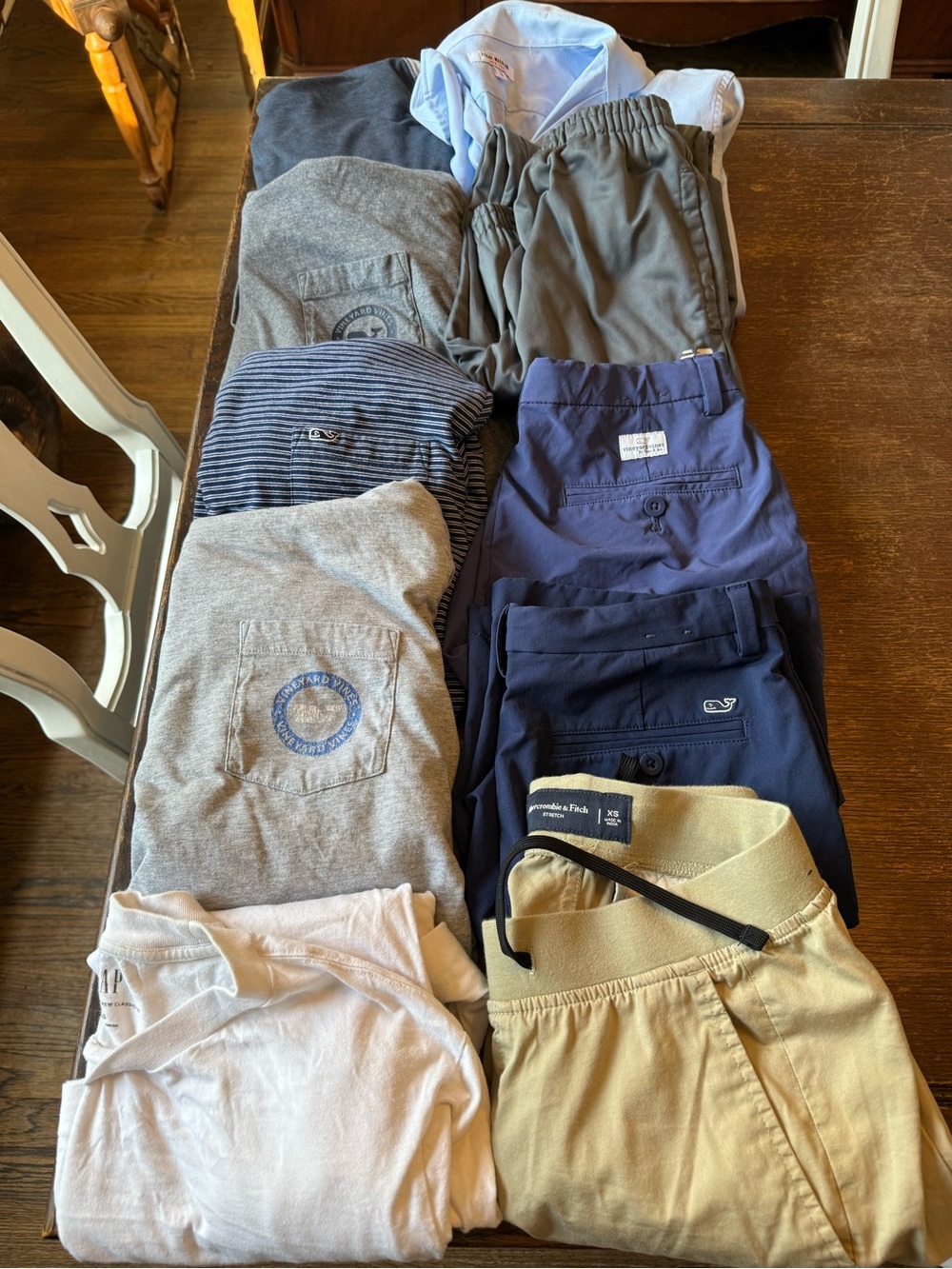 EUC 10 piece bundle lot boys’ XL/men’s XS Vineyard Vines,Abercrombie,Gap, & more